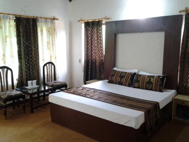Hotel Arsh International Nainital Pokoj fotografie